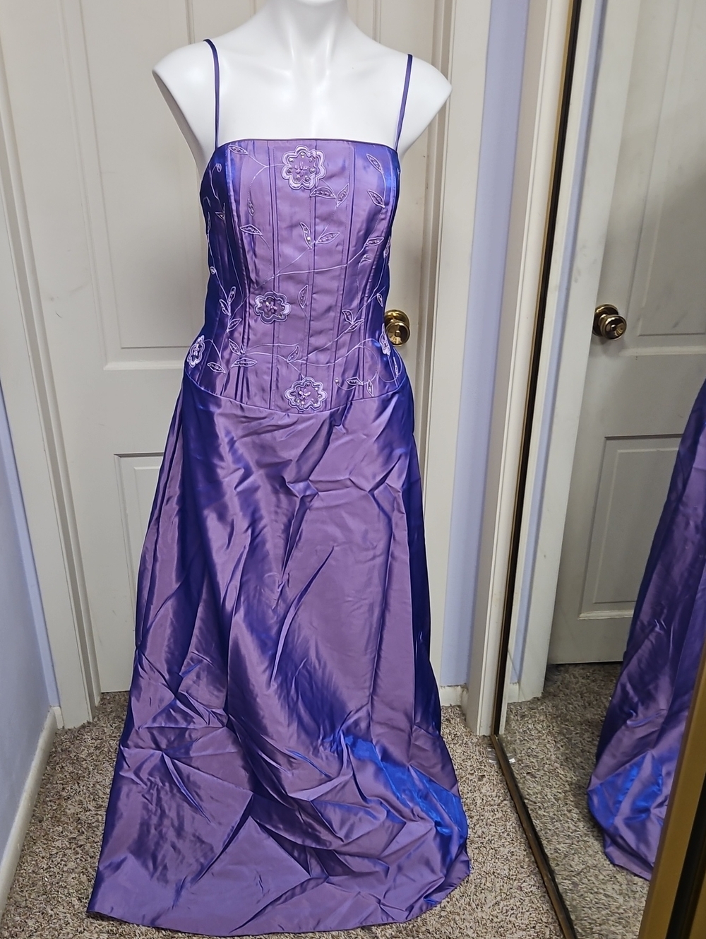 Magical Alfred Angelo Lavender Purple Radiant Lace Up Embroidered Satin Gown